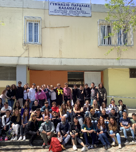 Gruppenbild der Erasmusteilnehmer in Griechenland